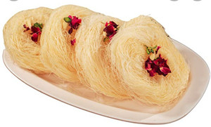 श्री प्योर घी फेनी (250 GMS) बॉक्स