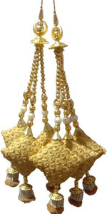 DARSHITABHAV Latkan Brooch