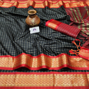 WINKLECART Checkered Kovai Jacquard, Pure Silk Saree