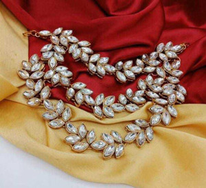 Nakoda Art Jewellery Trendy Women's Fabric Floral Styled Hair Accessories White Hair Clip