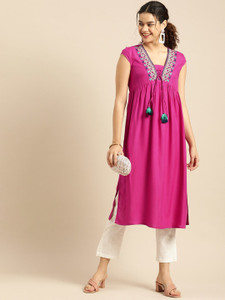 Pimu Women Embroidered Straight Kurta