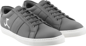 MOCHI Sneakers For Men