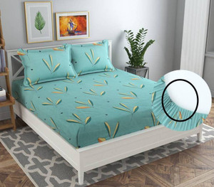 Flipkart SmartBuy 180 TC Microfiber Queen Printed Fitted (Elastic) Bedsheet