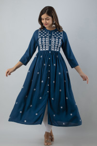 ANANDITA Women Embroidered Frontslit Kurta