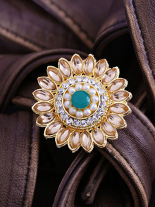 YELLOW CHIMES Traditional Kundan Studded Classic Gold Plated Cocktail Rings Copper Crystal Gold Plated Ring
