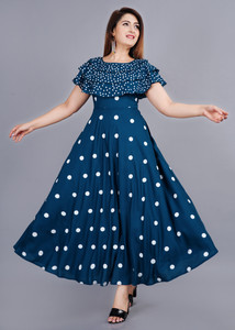 प्रध्रुहे महिलाओँ  के लिए गहरा नीला, सफेद ड्रेस