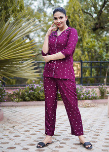 Apprael Hub Women Printed Maroon Top & Pyjama Set