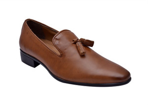 Hirel's Stylish Tassel Casuals For Men