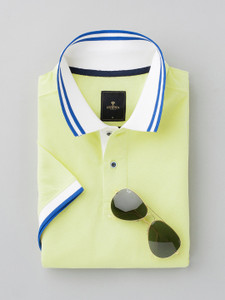 INVICTUS Solid Men Polo Neck Yellow T-Shirt