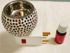PeepalComm Electric Kapoor Dani Lamp with Switch to Toggle Between Burner and Lamp With 1 Aroma Oil, Diffuser Electric Kapoor Dani Oil Burner Lamp with Switch to Toggle Between Burner and Lamp With 1 High Scented Oil Of 10 Ml ( Color Pattern Design may Assorted Shipped As Per Availablity) A1