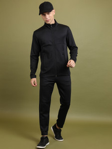 HIGHLANDER Solid Men Track Suit