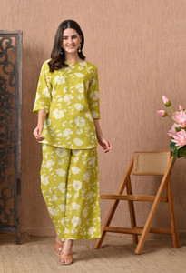 Silakiva Women Ethnic Top Palazzo Set