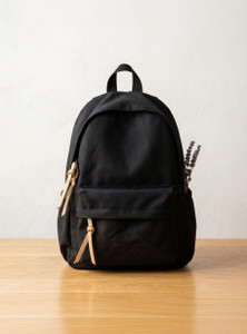 SAVIE Minimalist 25L Aesthetic College Backpack with Tan Accents 20 L Backpack