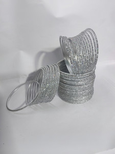 Innaka Metal Bangle Set