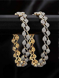 YouBella Alloy Bangle Set