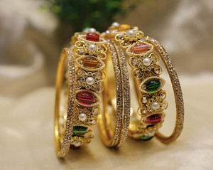 Zain Alloy Beads, Pearl, Cubic Zirconia, Crystal, Rhinestone, Zircon Bangle Set