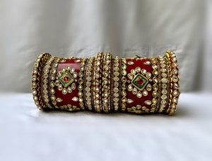 Gloriosfashion Plastic Bangle Set
