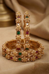 NUI Alloy Pearl Gold-plated Bangle Set