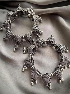 Samridhi DC Metal, Oxidised Silver, Alloy Bangle