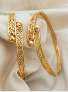 KRIVA Brass Diamond Gold-plated Bangle Set
