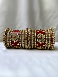 Gloriosfashion Plastic Bangle Set