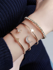 Vembley Alloy Gold-plated Bracelet Set