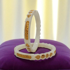 TANVI J Plastic Gold-plated Bangle Set