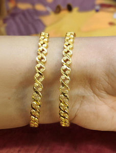 Jewels Kafe Brass Gold-plated Bangle Set