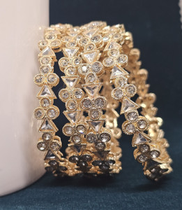 Vamika Jewels Alloy Gold-plated Bangle