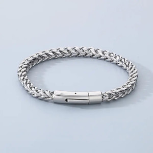 Luxuarylook Stainless Steel Bracelet Silver - Image 6