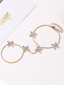 YELLOW CHIMES Alloy Crystal Bracelet