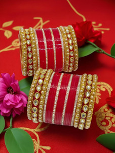 Shiv Supplier Plastic Pearl, Crystal, Zircon Gold-plated Chudas