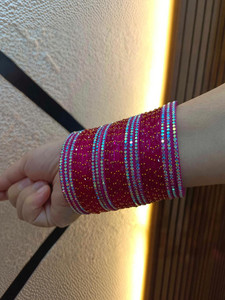 Kaab Glass Bangle Set