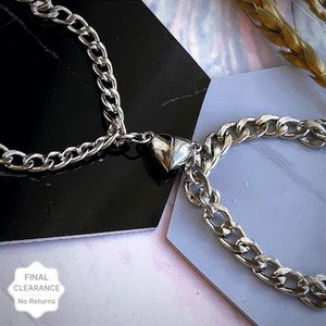 Couple bracelets flipkart clearance