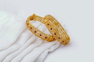 SHIV FASHION Brass Gold-plated Bangle