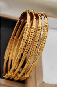 Jewels Kafe Brass Gold-plated Bangle Set