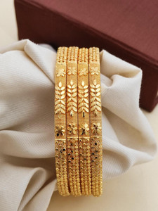 Arhanam Alloy Cubic Zirconia, Diamond Gold-plated Bangle