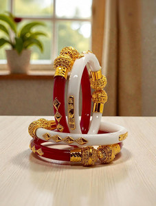 TANVI J Plastic Gold-plated Shakha Pola