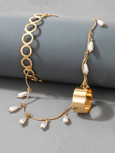 Unwind by Yellow Chimes Alloy Pearl Gold-plated Ring Bracelet