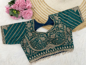 K 5 FASHION Sweetheart Neck Women Blouse