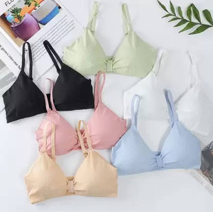 Mrs Queen Women Sports Lightly Padded Bra