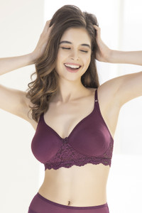 Clovia Women Full Coverage Lightly Padded Bra