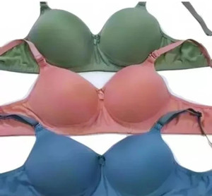 Skin Beauty Women's Cotton Padded Full Coverage Bra with Adjustable Straps Combo Pack of 3 Women T-Shirt Lightly Padded Bra