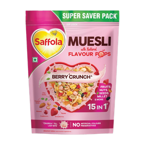 Saffola Muesli Berry Crunch with Flavour Pops, 15 in 1 - Image 1
