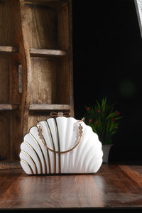 Toobacraft Party White  Clutch