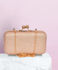 Clutches Upto 50 to 80 OFF on Clutch bags Clutch Purses