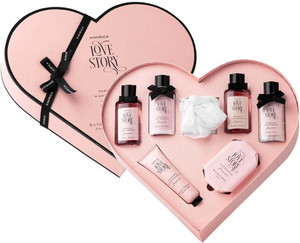KIMIRICA Love Story Moment Valentine Gift Set For Women & Men | Luxury Bath and Body Care Set