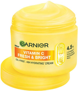 GARNIER Fresh & Bright Vitamin C Moisturizer Cream For Hydrated & Bright Skin