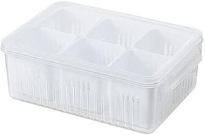 M9Gi Plastic Fridge Container  - 2300 ml