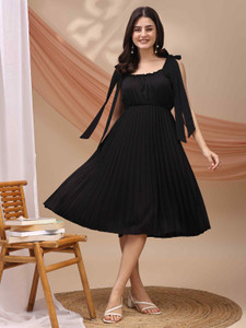 TextileNow Women Pleated Black Midi/Calf Length Dress